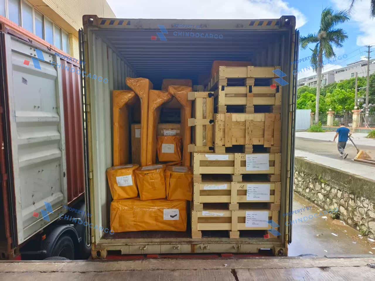 Dokumentasi barang pelanggan Chindo Cargo di gudang